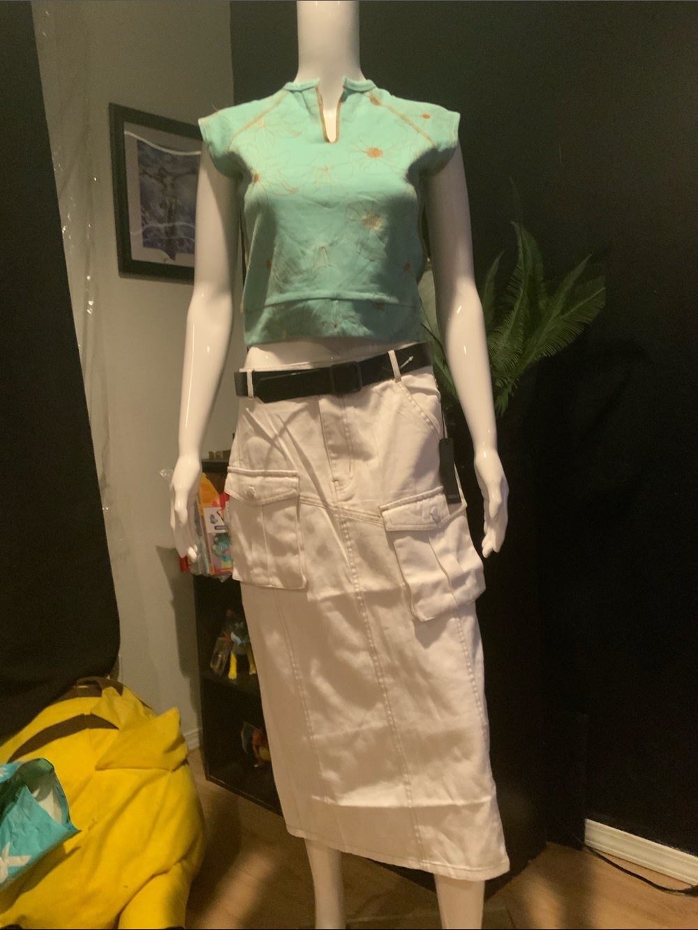White Cargo Pocket Midi Skirt with Black Belt - Picture 3 of 9